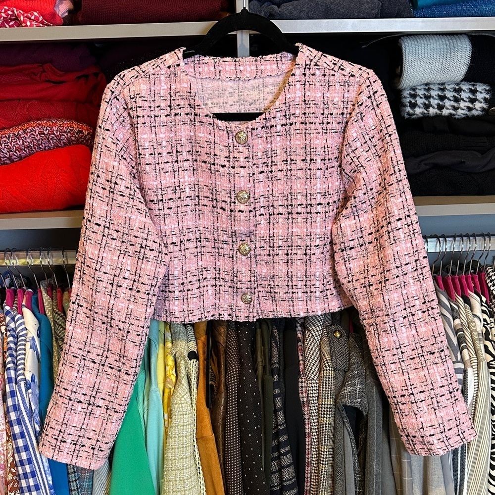 SHEIN pink/white/black long sleeve front button closure cropped blazer size L